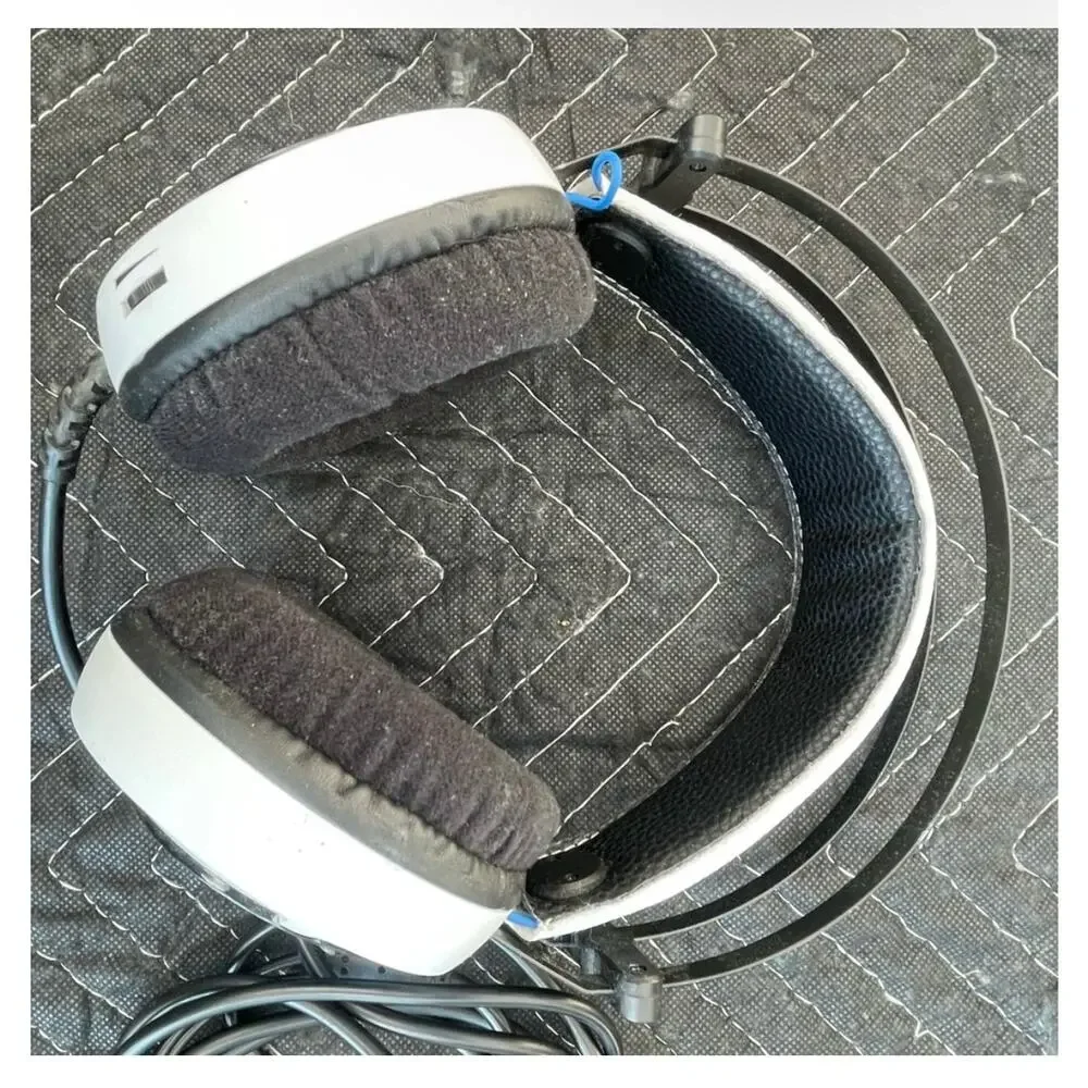 Over-Ear Gaming Headphones - Black and Silver PS4/PS5 Compatible